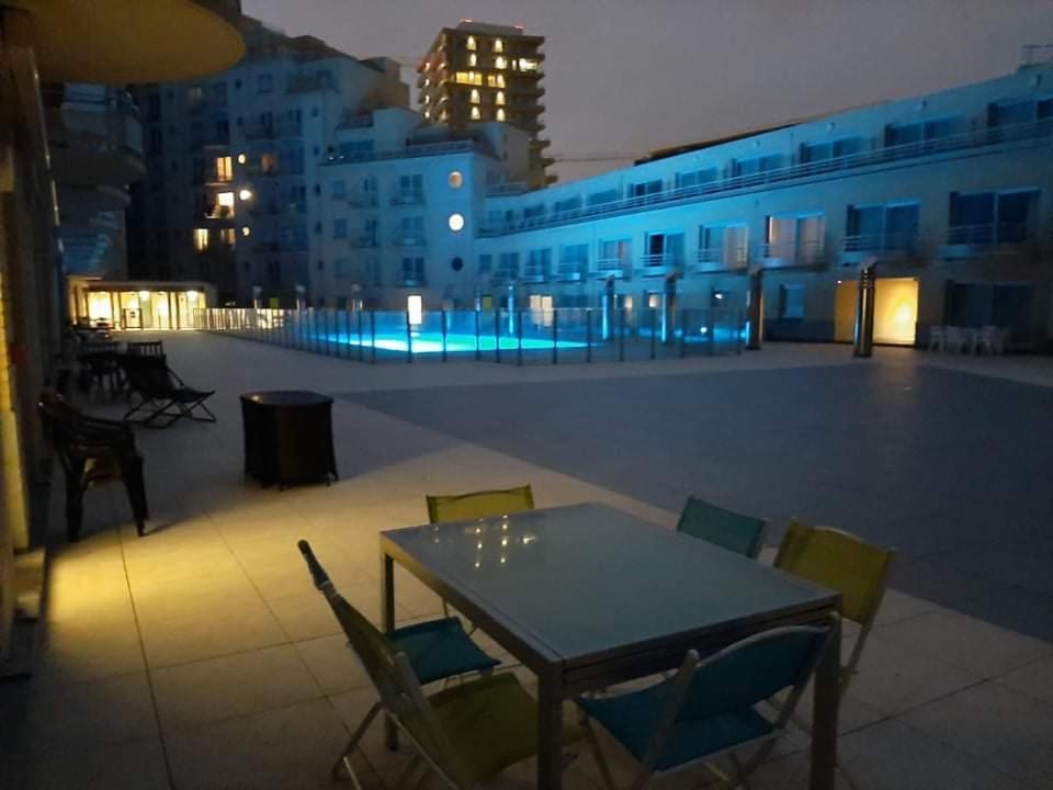 Appartement "Zeezicht 002" Остенде Экстерьер фото
